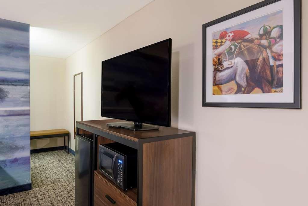Best Western Winners Circle Hot Springs Oda fotoğraf