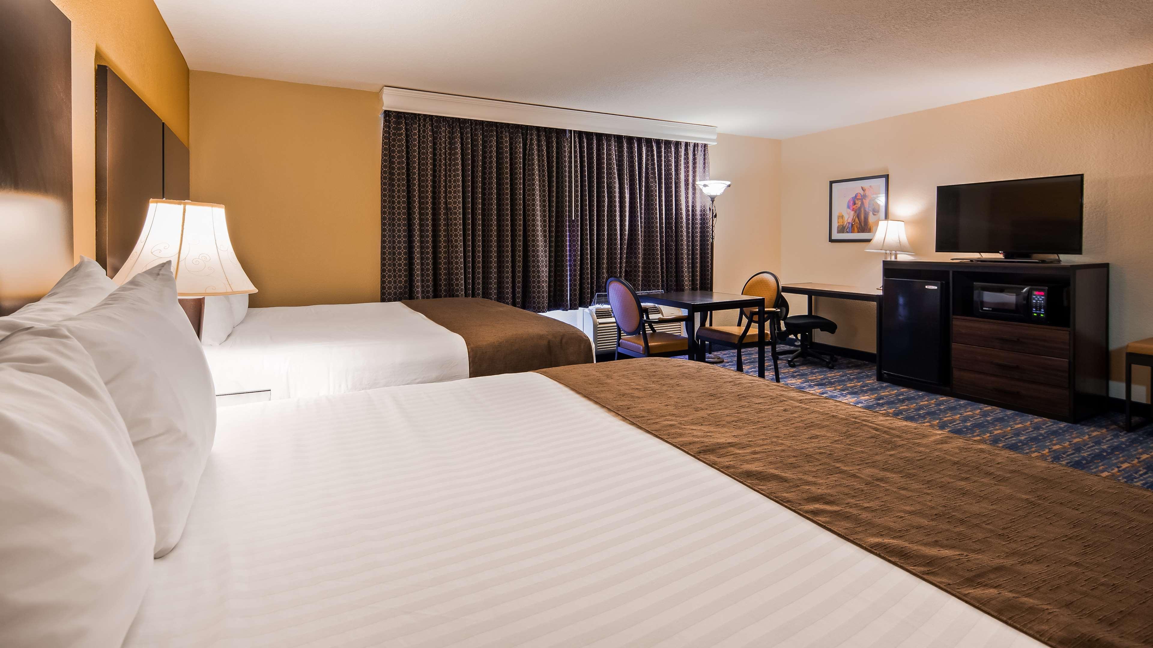 Best Western Winners Circle Hot Springs Dış mekan fotoğraf