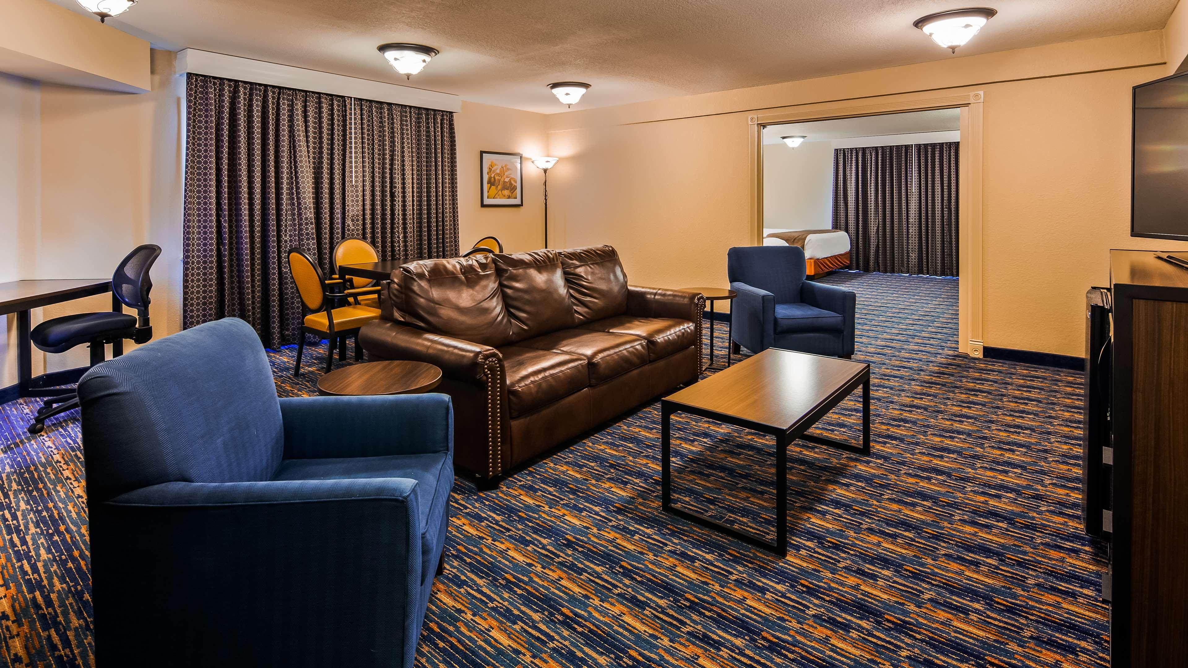 Best Western Winners Circle Hot Springs Dış mekan fotoğraf