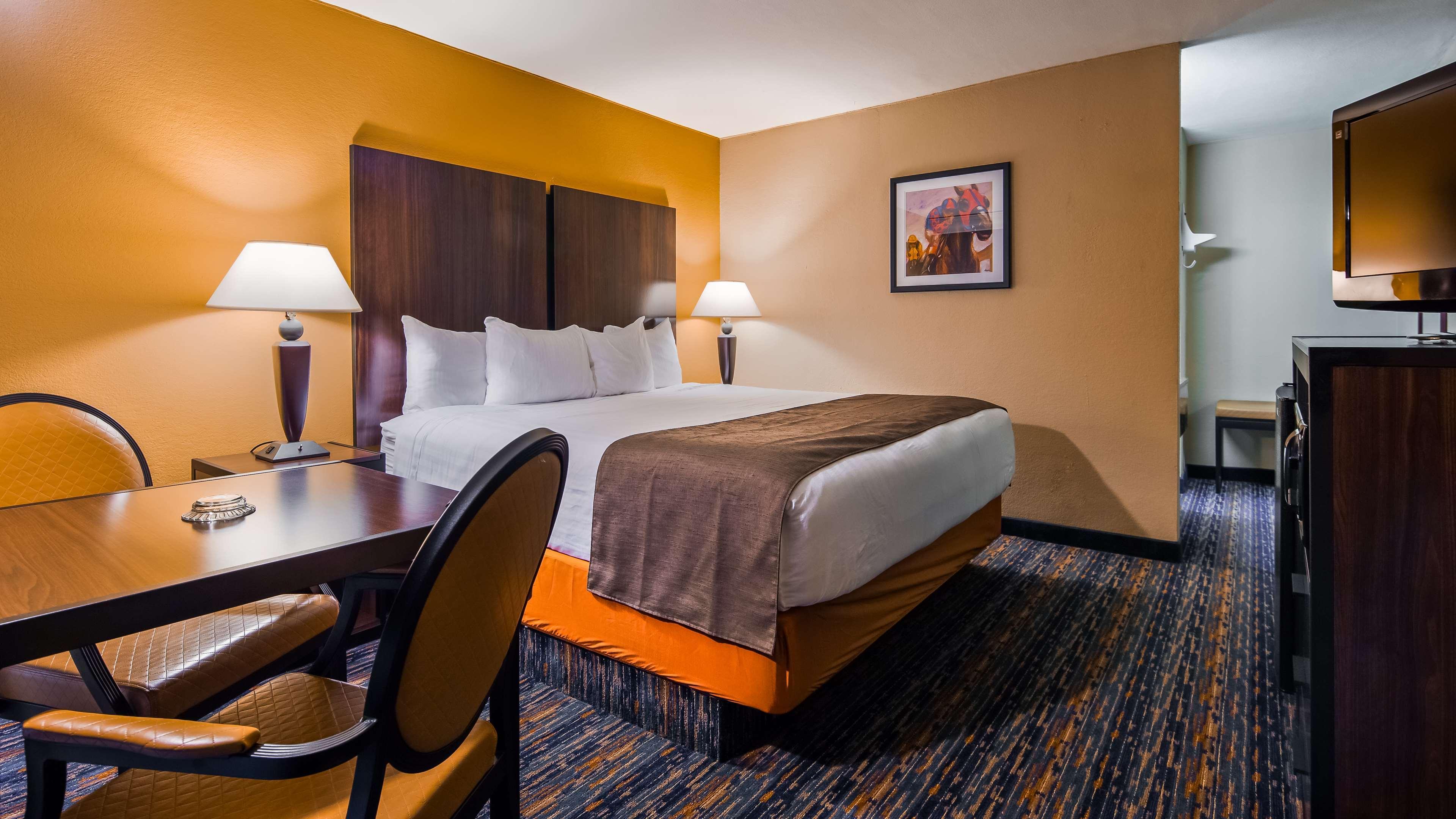 Best Western Winners Circle Hot Springs Dış mekan fotoğraf