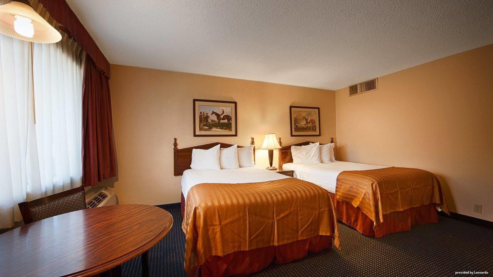 Best Western Winners Circle Hot Springs Dış mekan fotoğraf